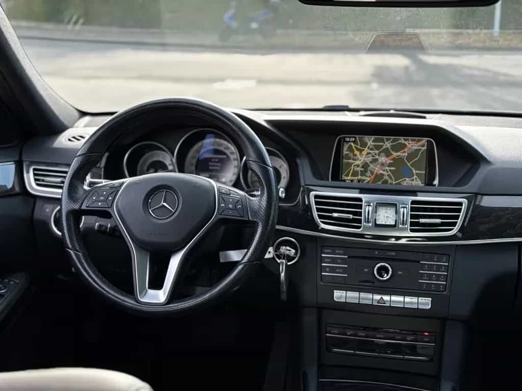 Mercedes-Benz E 350 E BlueTec Garantie* nur 81.000 km* 09/2015-photo-15