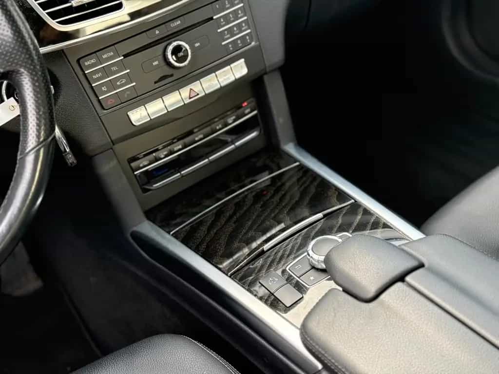 Mercedes-Benz E 350 E BlueTec Garantie* nur 81.000 km* 09/2015-photo-17
