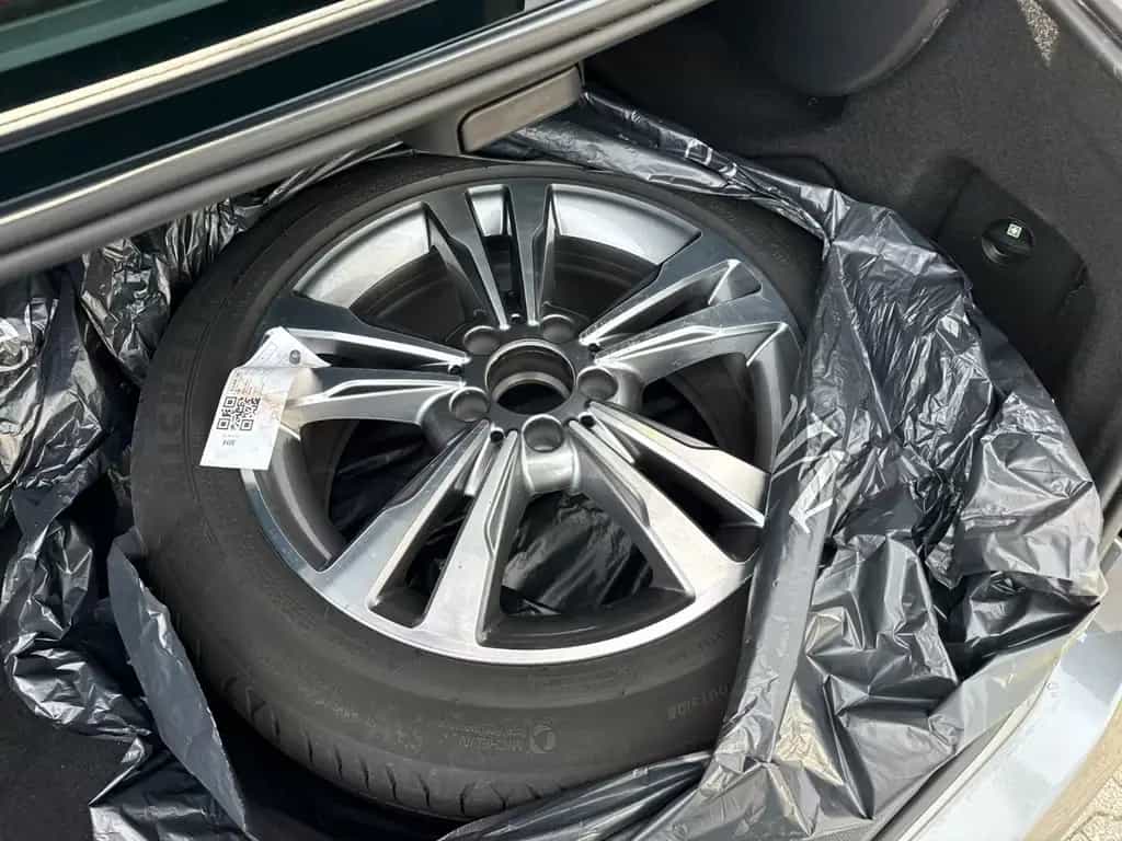 Mercedes-Benz E 350 E BlueTec Garantie* nur 81.000 km* 09/2015-photo-24