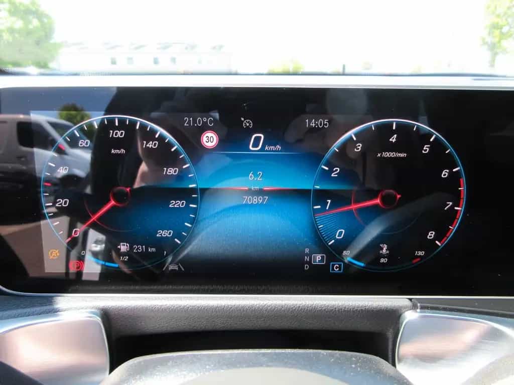 Mercedes-Benz GLB 200 Progressive 7G LED Navi Kamera Ambi Spur 04/2021-photo-18