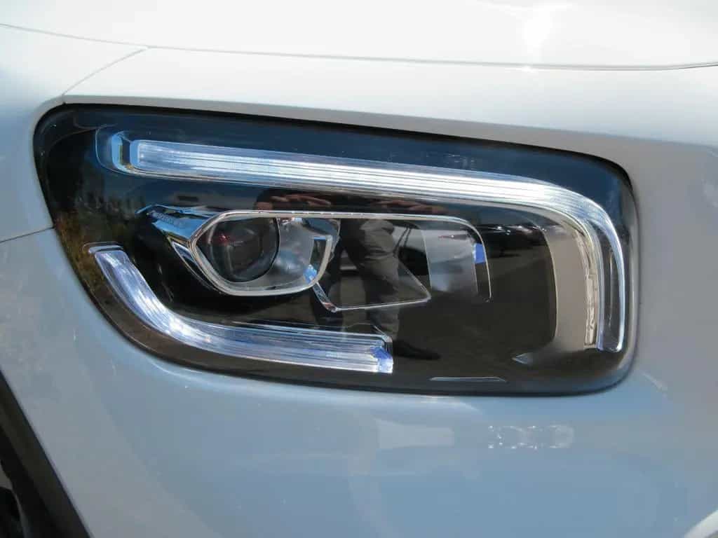 Mercedes-Benz GLB 200 Progressive 7G LED Navi Kamera Ambi Spur 04/2021-photo-29