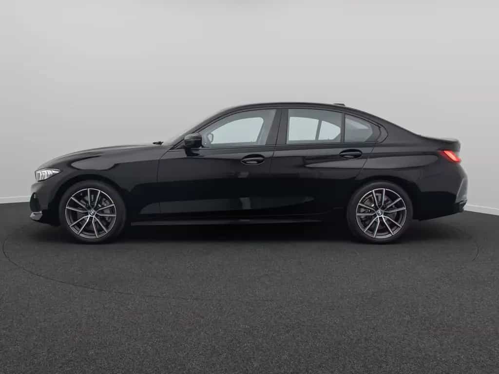 BMW 330 i DigitalKey DAB Komfort HiFi Leder 18Zoll 11/2022-photo-10