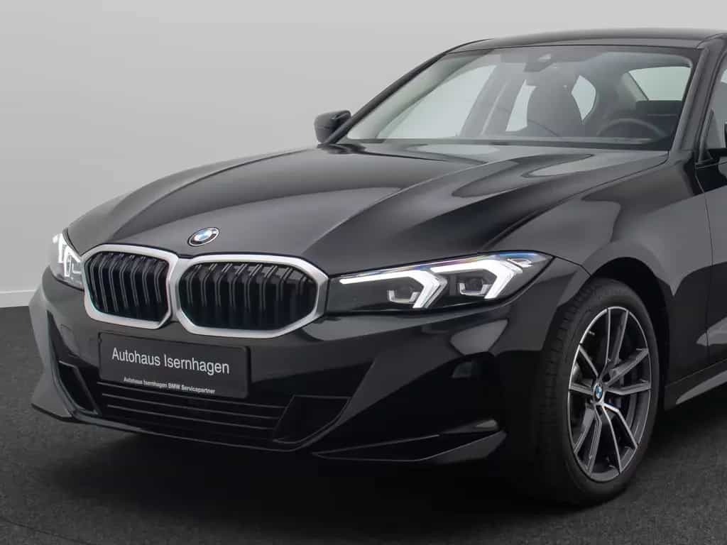 BMW 330 i DigitalKey DAB Komfort HiFi Leder 18Zoll 11/2022-photo-16