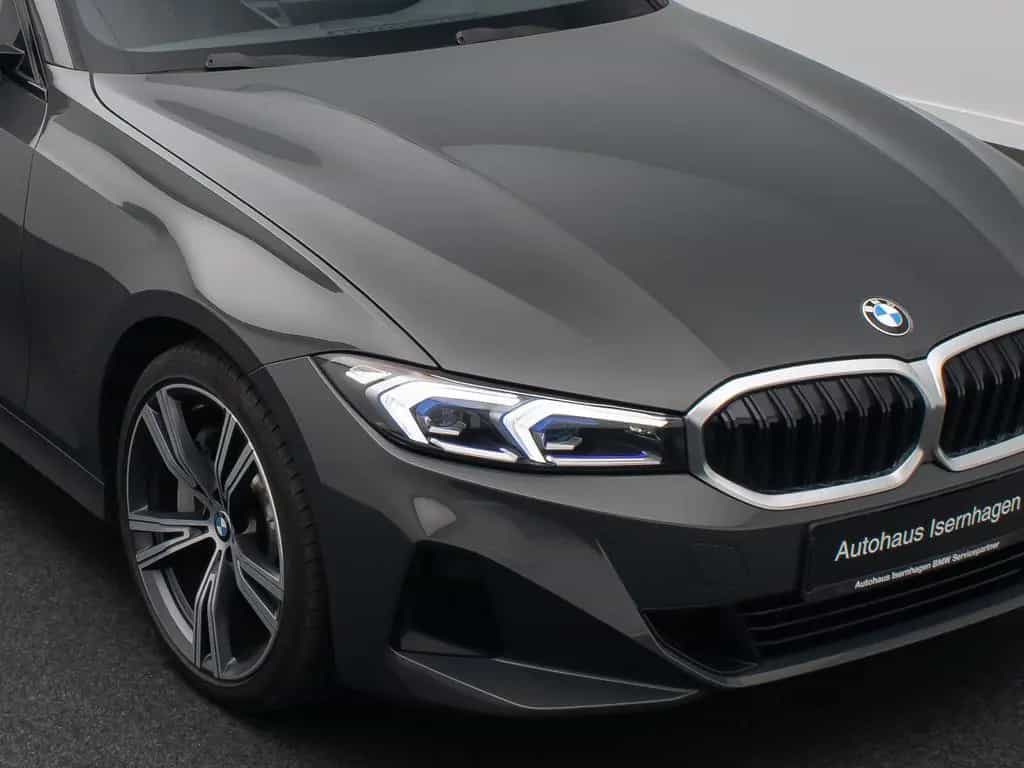 BMW 330 i xD Komfort DAB HiFi Leder M Sport 19Zoll 10/2022-photo-17