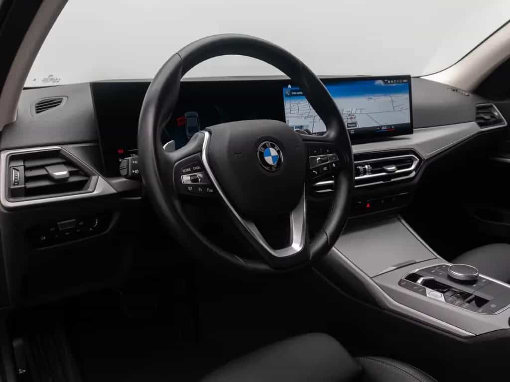 BMW 330 i xD Komfort DAB HiFi Leder M Sport 19Zoll 10/2022-photo-19