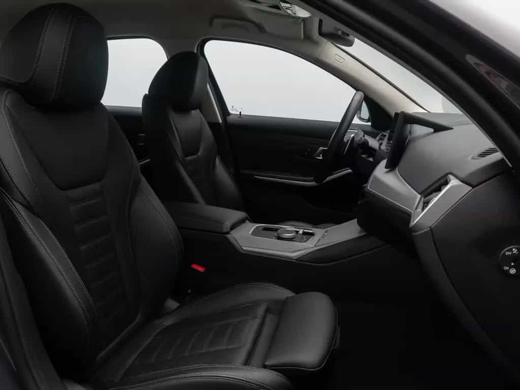 BMW 330 i xD Komfort DAB HiFi Leder M Sport 19Zoll 10/2022-photo-34
