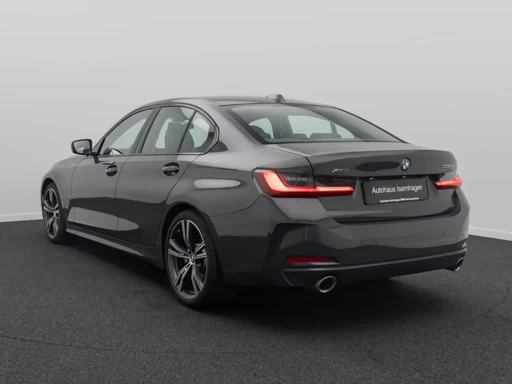BMW 330 i xD Komfort DAB HiFi Leder M Sport 19Zoll 10/2022-photo-8