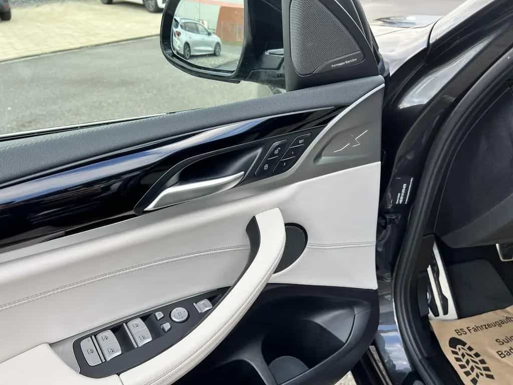 BMW X4 M40 d LED Sthzg. Business-Nav-Innovations Pak 05/2019-photo-13