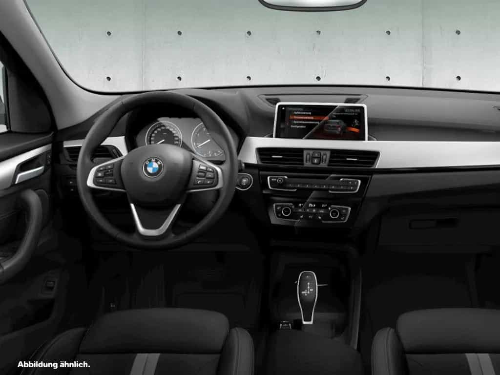 BMW X1 sDrive20d Advantage " PDC v+h - LED Navi SH K 02/2021-photo-3