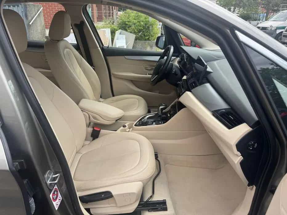 BMW 220 Active Tourer PDC Vollleder LED wenig KM! 08/2016-photo-15