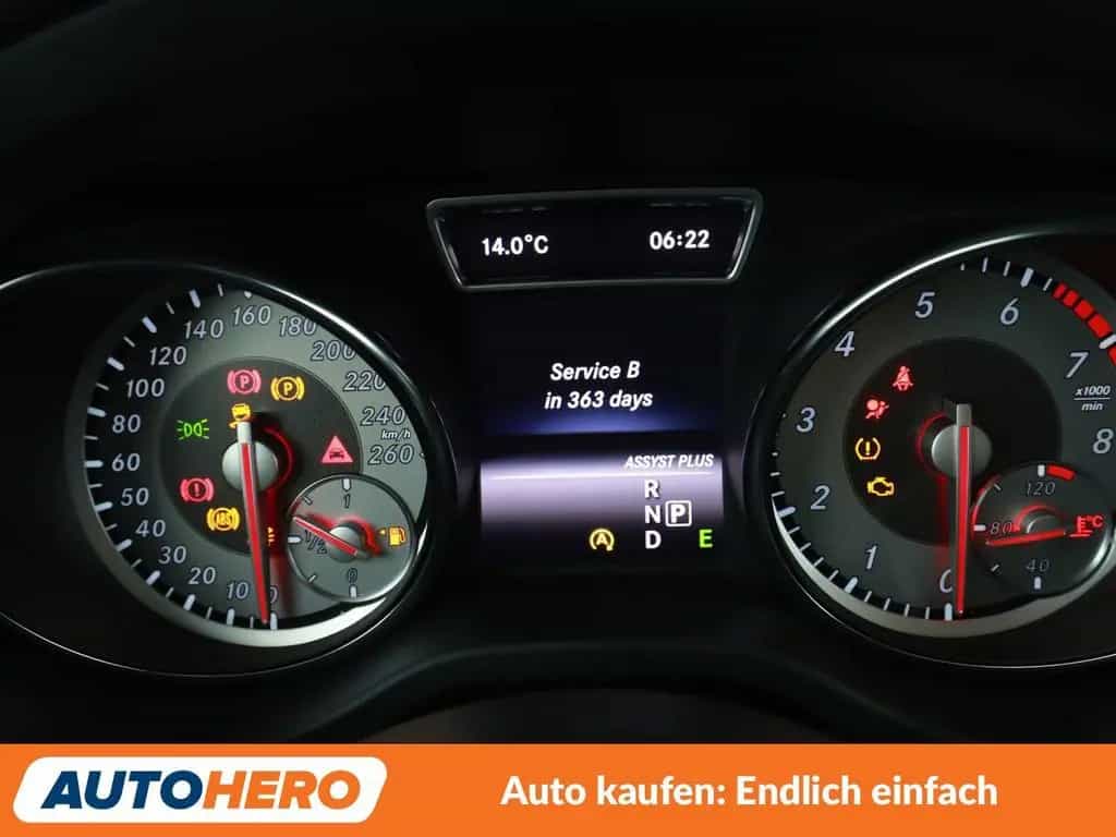 Mercedes-Benz CLA 180 Urban Aut.*NAVI*BI-XENON*TEMPO*PDC*SHZ* 04/2015-photo-19