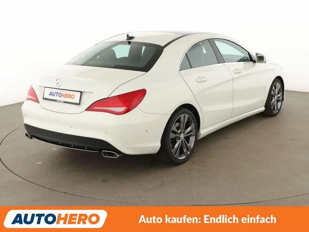 Mercedes-Benz CLA 180 Urban Aut.*NAVI*BI-XENON*TEMPO*PDC*SHZ* 04/2015-photo-5