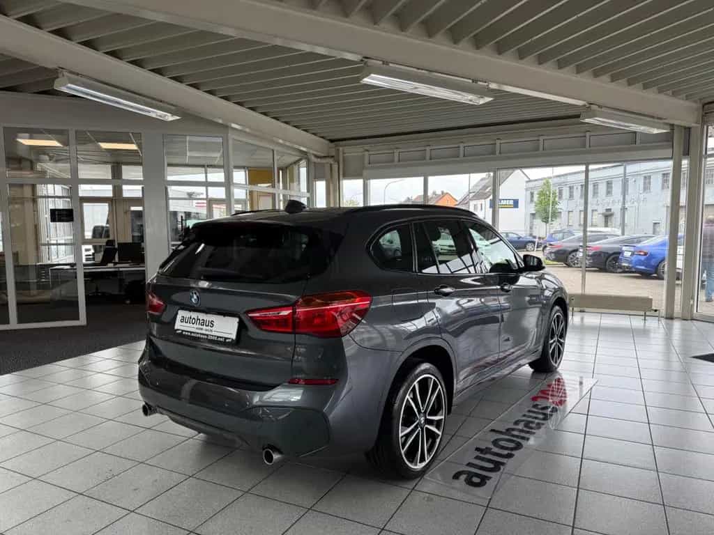 BMW X1 sDrive 20i M Sportpaket LED/CAM/HUD/AHK 03/2019-photo-2