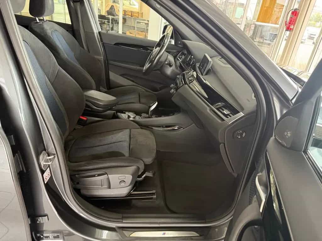 BMW X1 sDrive 20i M Sportpaket LED/CAM/HUD/AHK 03/2019-photo-8