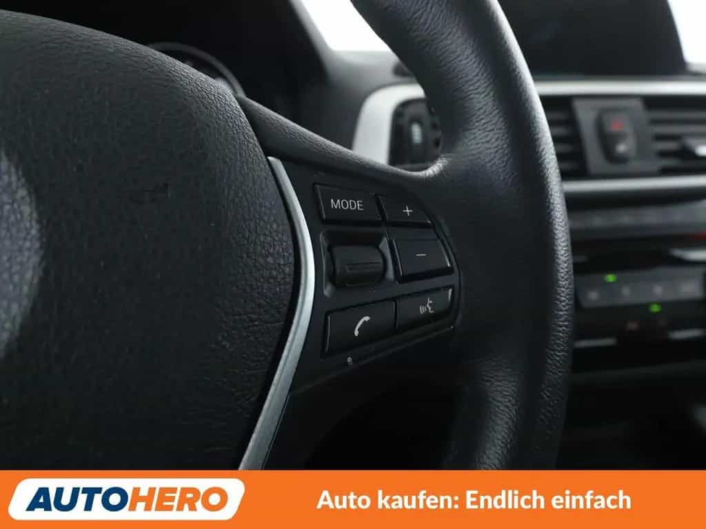 BMW 116 1er 116i Advantage*NAVI*TEMPO*PDC*SHZ*BLUETOOTH* 06/2019-photo-26