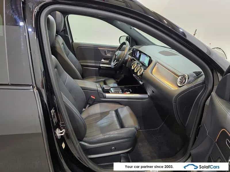 Mercedes-Benz GLA 200 d Aut. Pano LED-Multibeam Widescreen Am 05/2021-photo-11