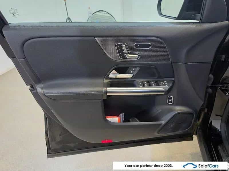 Mercedes-Benz GLA 200 d Aut. Pano LED-Multibeam Widescreen Am 05/2021-photo-18