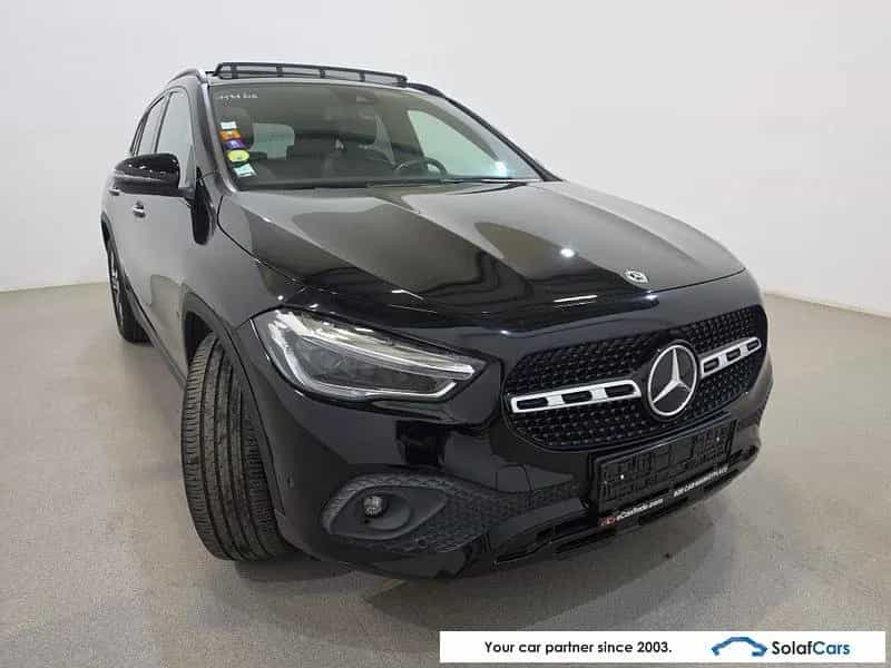 Mercedes-Benz GLA 200 d Aut. Pano LED-Multibeam Widescreen Am 05/2021-photo-2