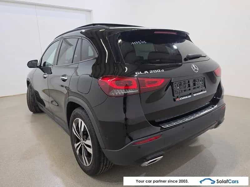 Mercedes-Benz GLA 200 d Aut. Pano LED-Multibeam Widescreen Am 05/2021-photo-5