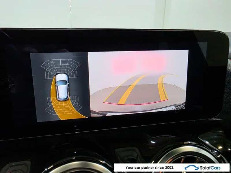 Mercedes-Benz GLA 200 d Aut. Pano LED-Multibeam Widescreen Am 05/2021-photo-9