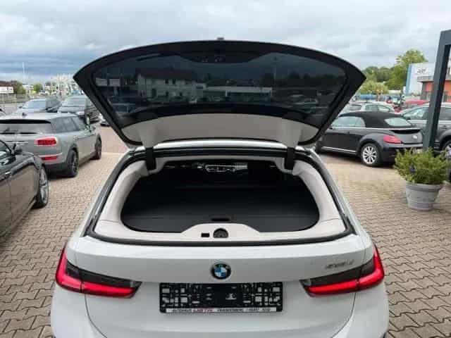 BMW 318 3 Touring 318 d Advantage 09/2021-photo-12
