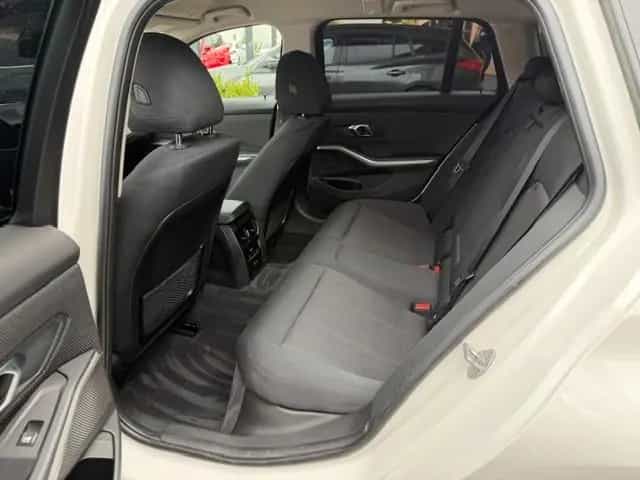 BMW 318 3 Touring 318 d Advantage 09/2021-photo-9