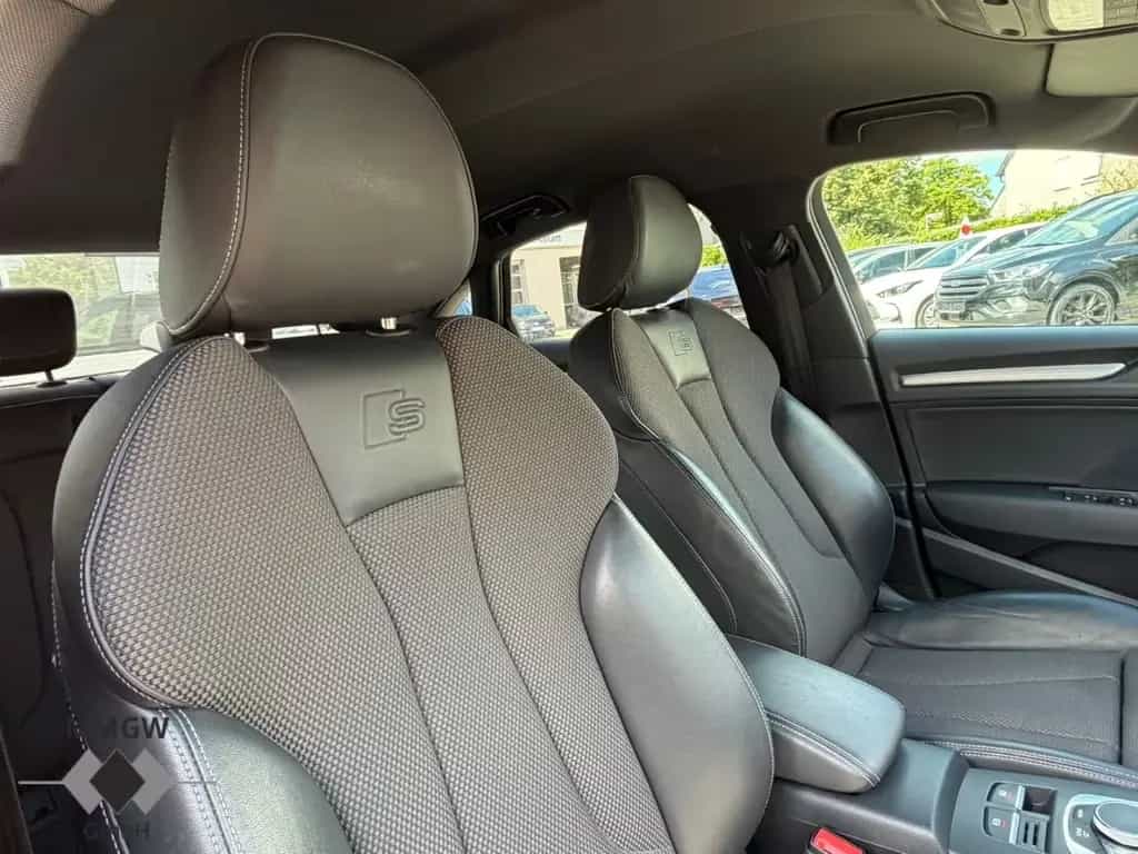 Audi A3 sport S-Line Sportpaket/Navi/Leder/Soundsyste 08/2018-photo-13