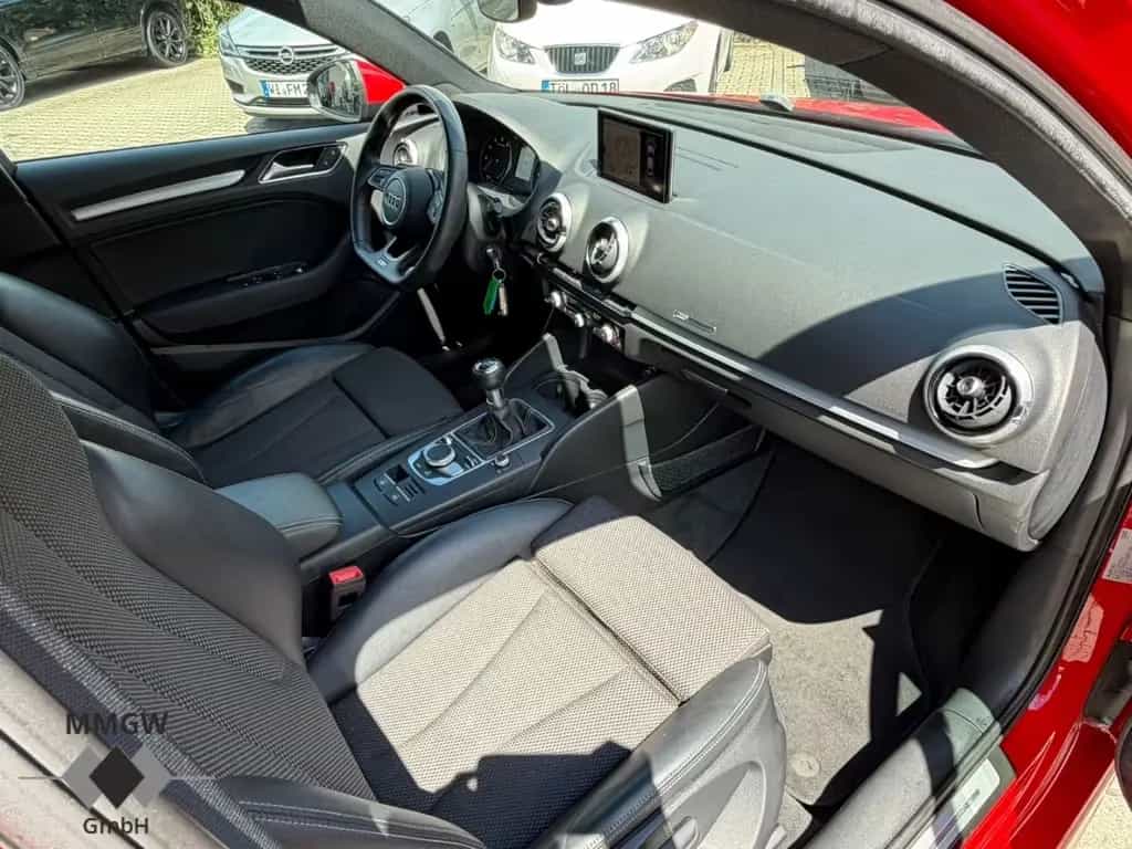 Audi A3 sport S-Line Sportpaket/Navi/Leder/Soundsyste 08/2018-photo-19
