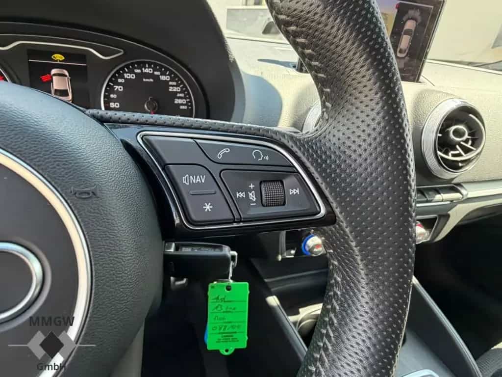Audi A3 sport S-Line Sportpaket/Navi/Leder/Soundsyste 08/2018-photo-22