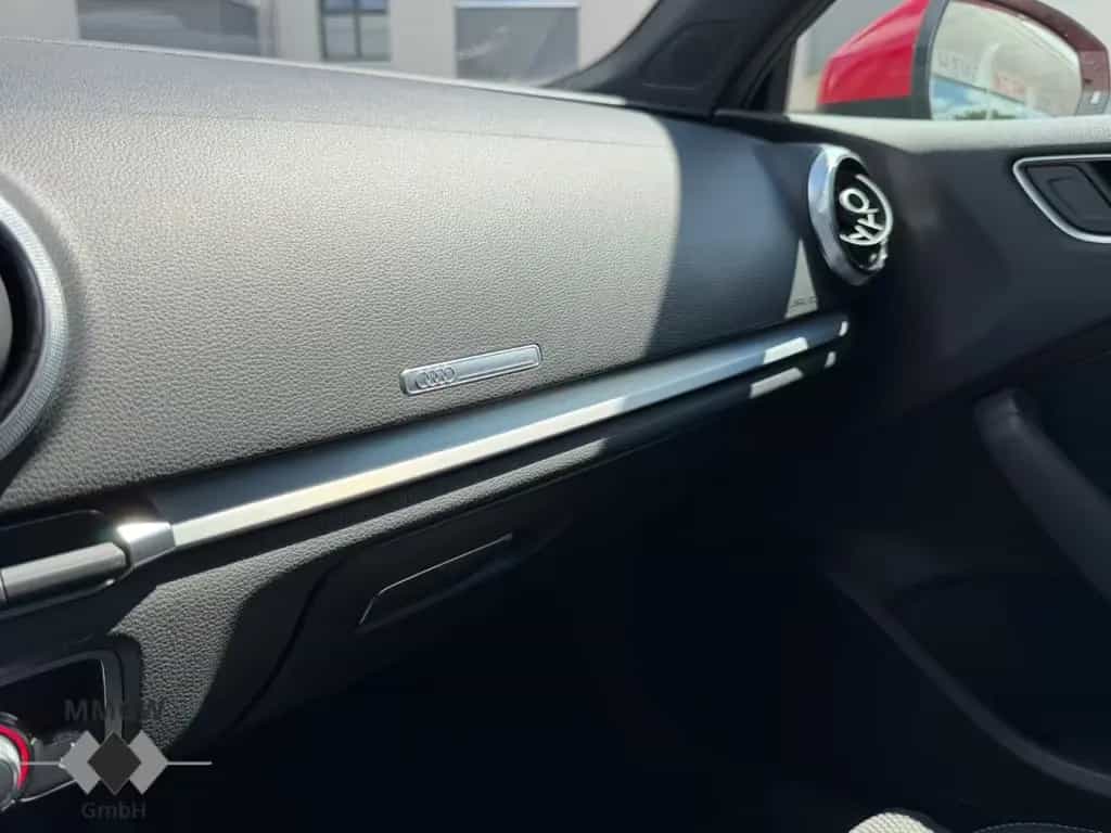 Audi A3 sport S-Line Sportpaket/Navi/Leder/Soundsyste 08/2018-photo-25
