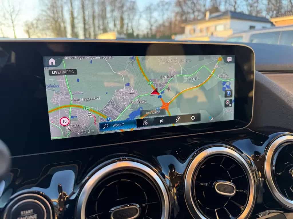 Mercedes-Benz GLA 200 d 4Matic Progressive *LEDER/AHK* 07/2020-photo-12