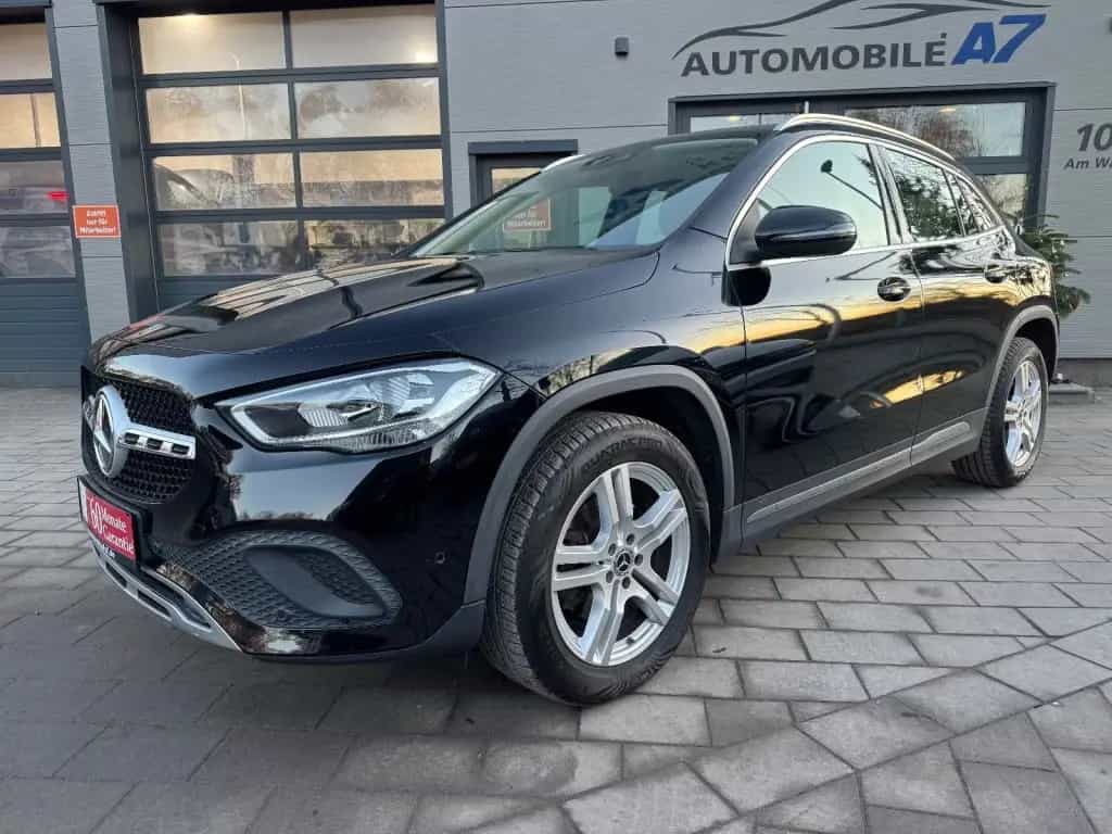 Mercedes-Benz GLA 200 d 4Matic Progressive *LEDER/AHK* 07/2020-photo-2