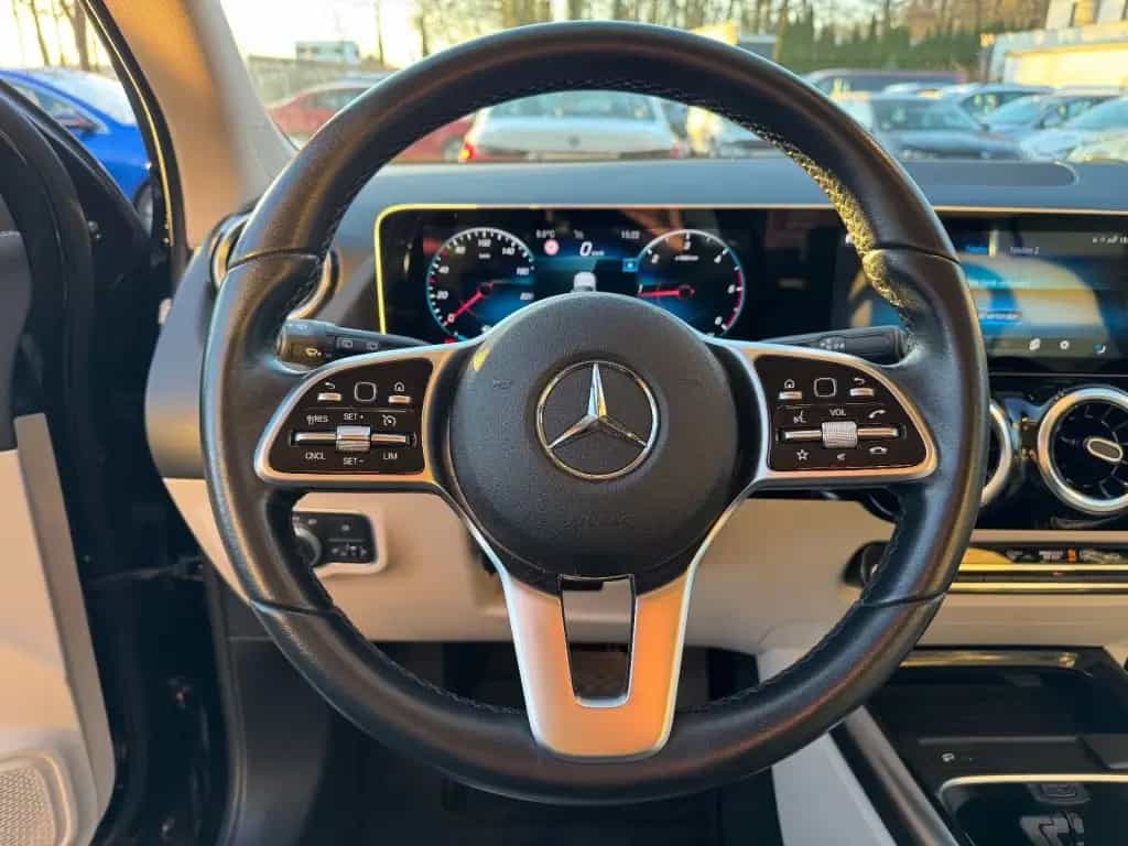 Mercedes-Benz GLA 200 d 4Matic Progressive *LEDER/AHK* 07/2020-photo-8