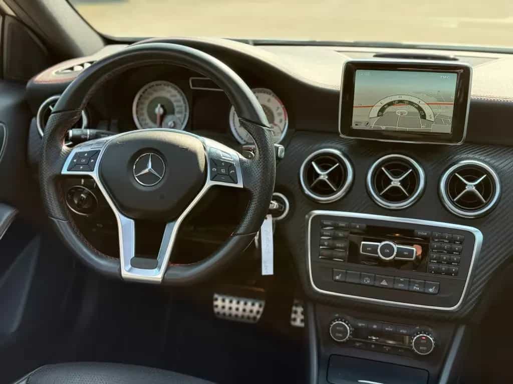 Mercedes-Benz A 250 4Matic AMG Line* Panorama* Bi-Xenon* 01/2014-photo-21