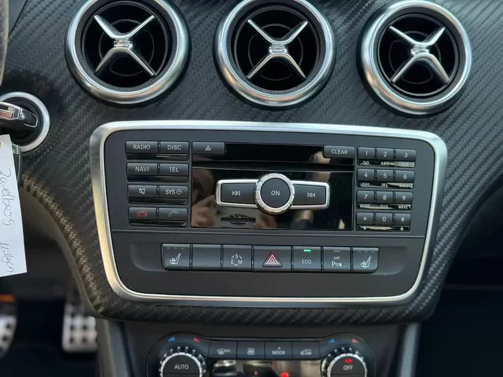 Mercedes-Benz A 250 4Matic AMG Line* Panorama* Bi-Xenon* 01/2014-photo-22