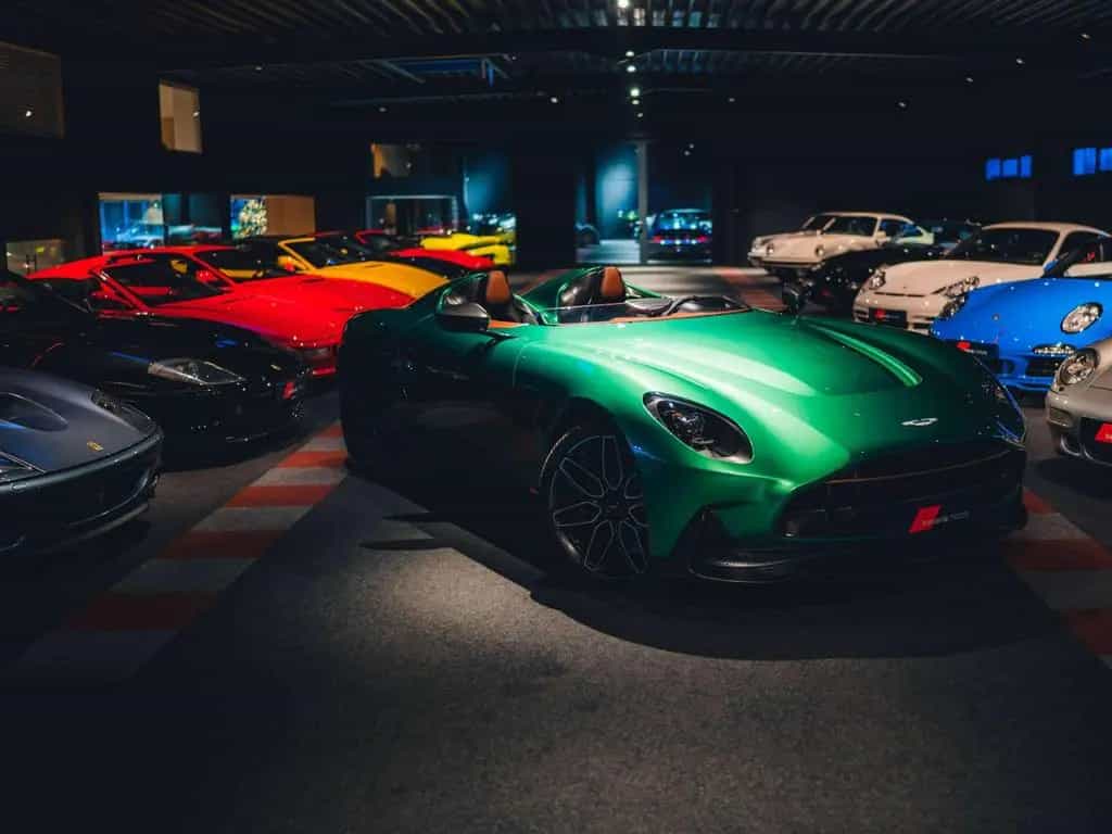 Aston Martin DB DBR22 / 1 OF 22 / DBR22 Green / Carbon 04/2024-photo-23