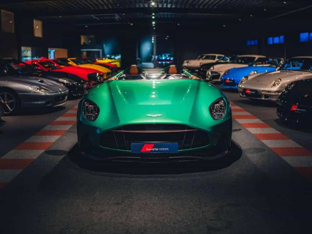 Aston Martin DB DBR22 / 1 OF 22 / DBR22 Green / Carbon 04/2024-photo-24