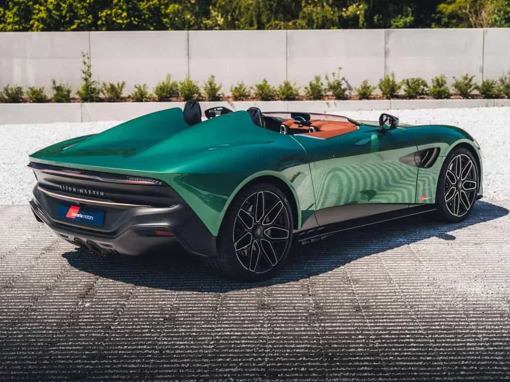 Aston Martin DB DBR22 / 1 OF 22 / DBR22 Green / Carbon 04/2024-photo-4