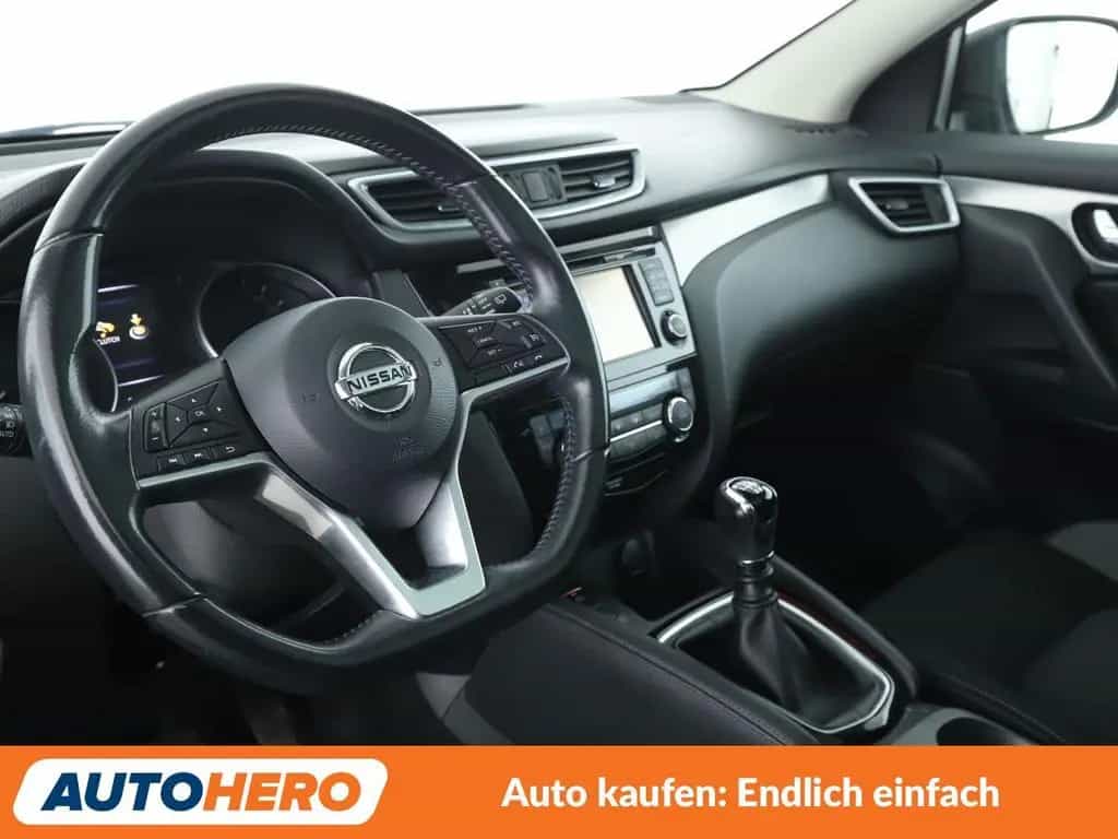 Nissan Qashqai 1.6 N-Connecta *NAVI*LED*TEMPO*360°*SHZ* 07/2018-photo-10