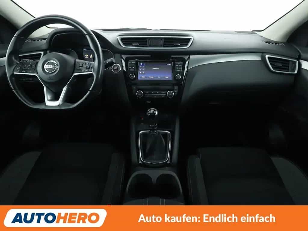 Nissan Qashqai 1.6 N-Connecta *NAVI*LED*TEMPO*360°*SHZ* 07/2018-photo-11