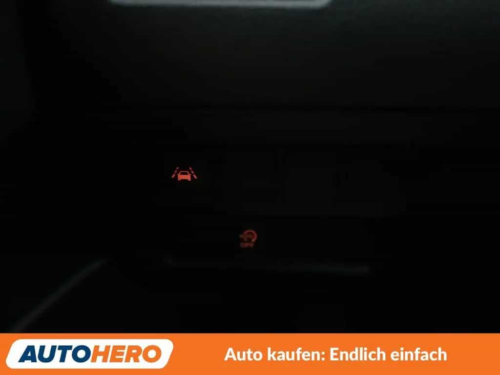 Nissan Qashqai 1.6 N-Connecta *NAVI*LED*TEMPO*360°*SHZ* 07/2018-photo-26