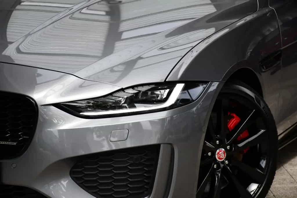 Jaguar XE R-Dynamic Black Pack Navi Led ACC 360°1.Hand 04/2022-photo-34