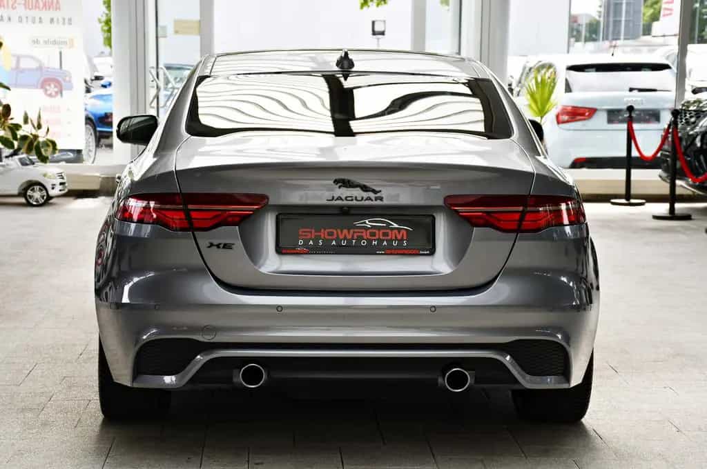 Jaguar XE R-Dynamic Black Pack Navi Led ACC 360°1.Hand 04/2022-photo-5