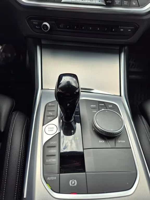 BMW 330 e Touring Advantage Automatic 09/2021-photo-11