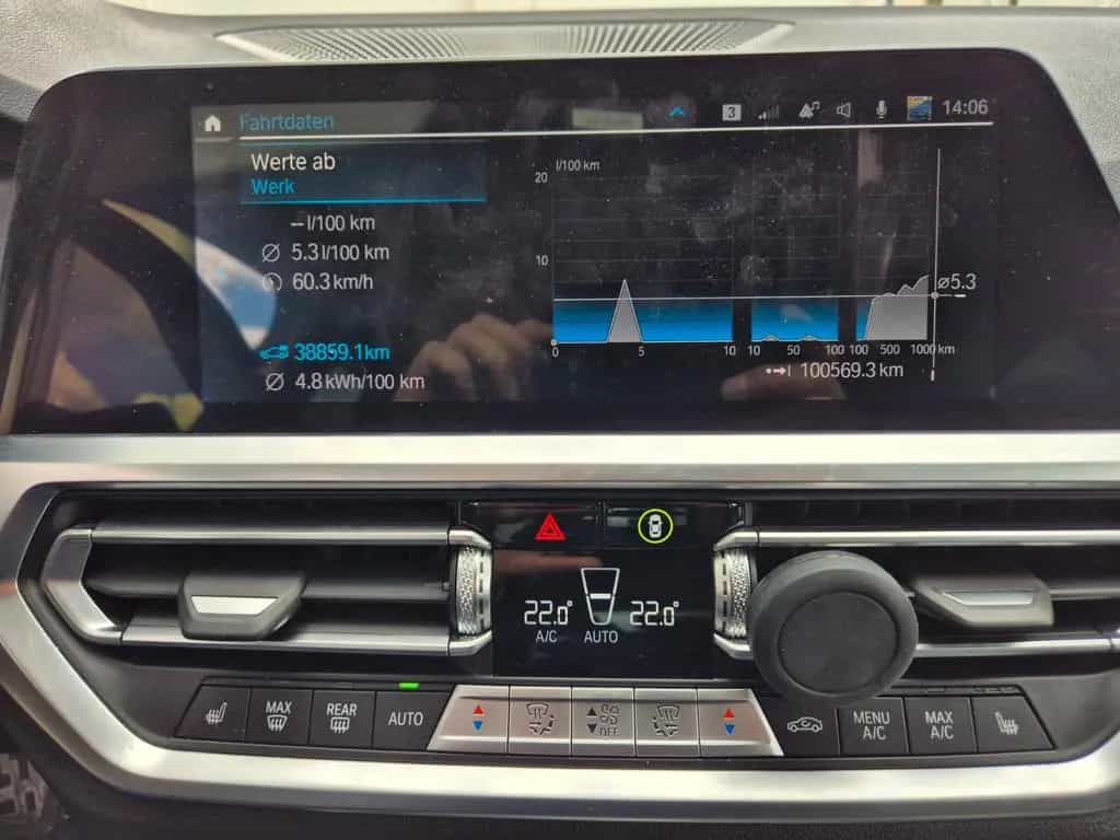 BMW 330 e Touring Advantage Automatic 09/2021-photo-8
