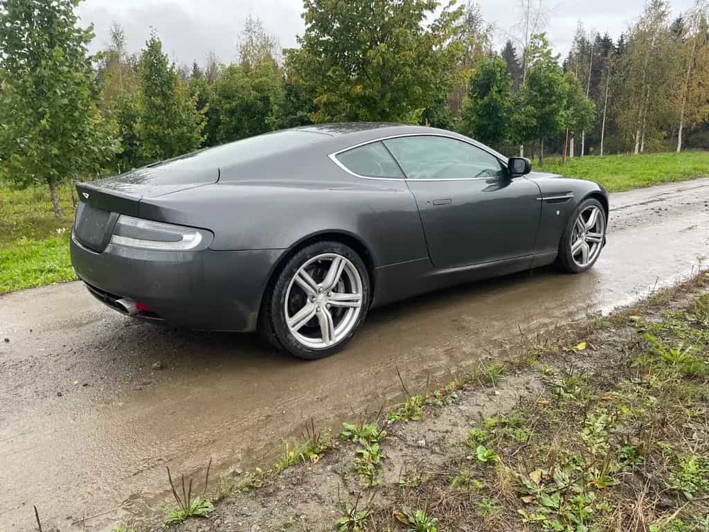 Aston Martin DB9 5.9 Touchtronic - 06/2006-photo-11