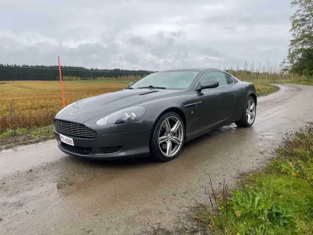 Aston Martin DB9 5.9 Touchtronic - 06/2006-photo-9