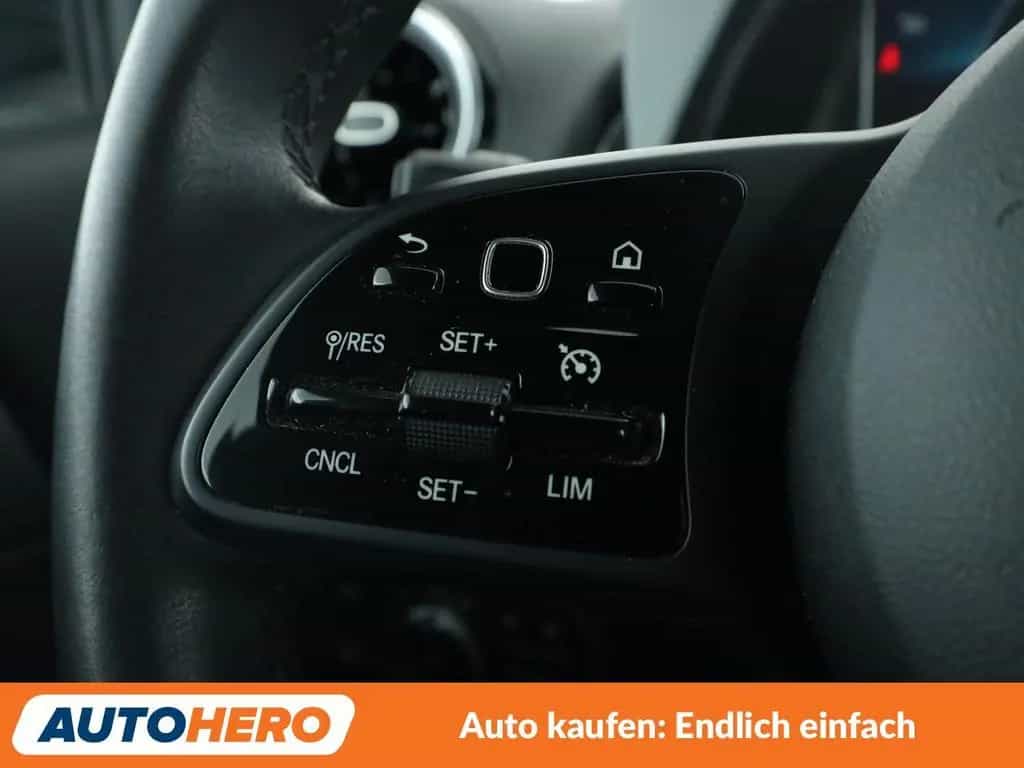 Mercedes-Benz GLB 200 Style Aut*NAVI*LED*TEMPO*CAM*PDC*SHZ* 07/2020-photo-30