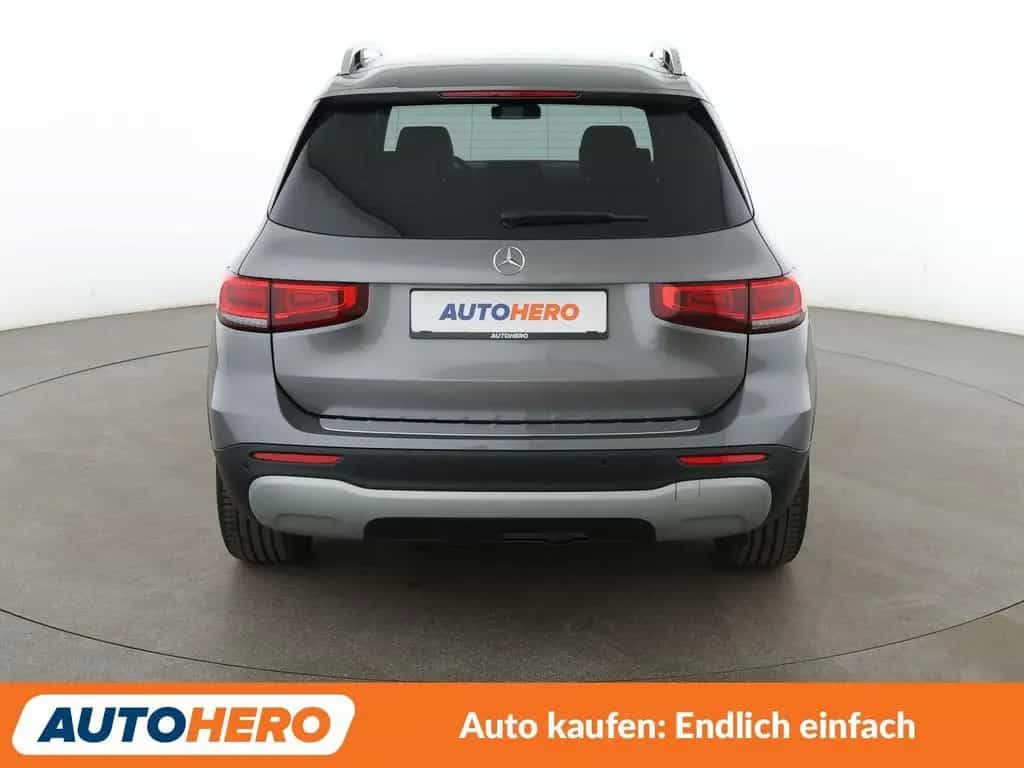 Mercedes-Benz GLB 200 Style Aut*NAVI*LED*TEMPO*CAM*PDC*SHZ* 07/2020-photo-4