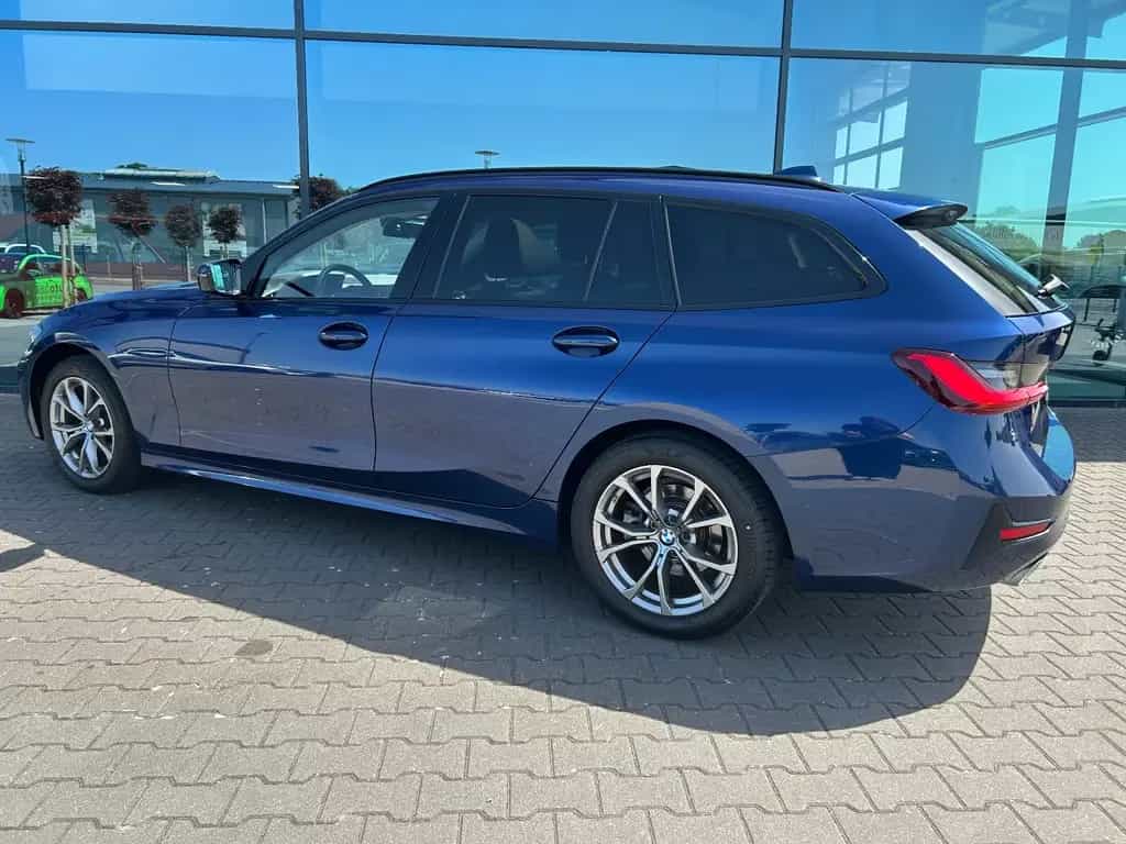 BMW 320 d Sportline AHK*LED*SHADOW*PANO*HUD*TEILLEDER 09/2020-photo-3